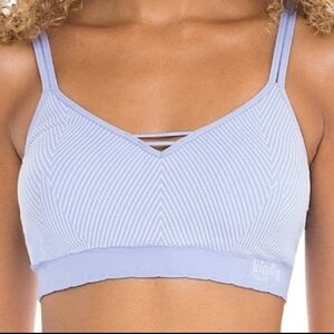 Kindly Yours Women's Light Purple And White Sports Bra